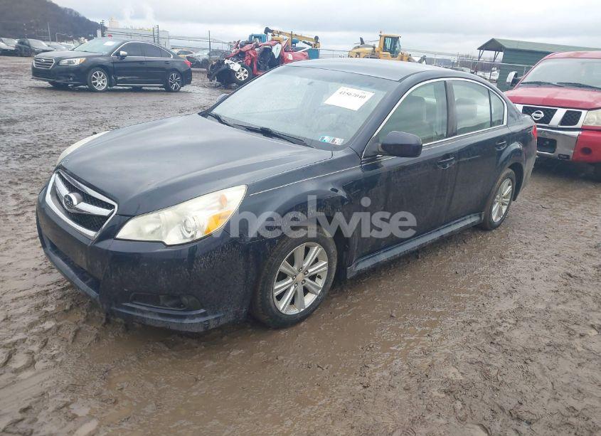 Photo 2 of 2012 Subaru Legacy 2.5I (VIN 4S3BMBA66C3002396)