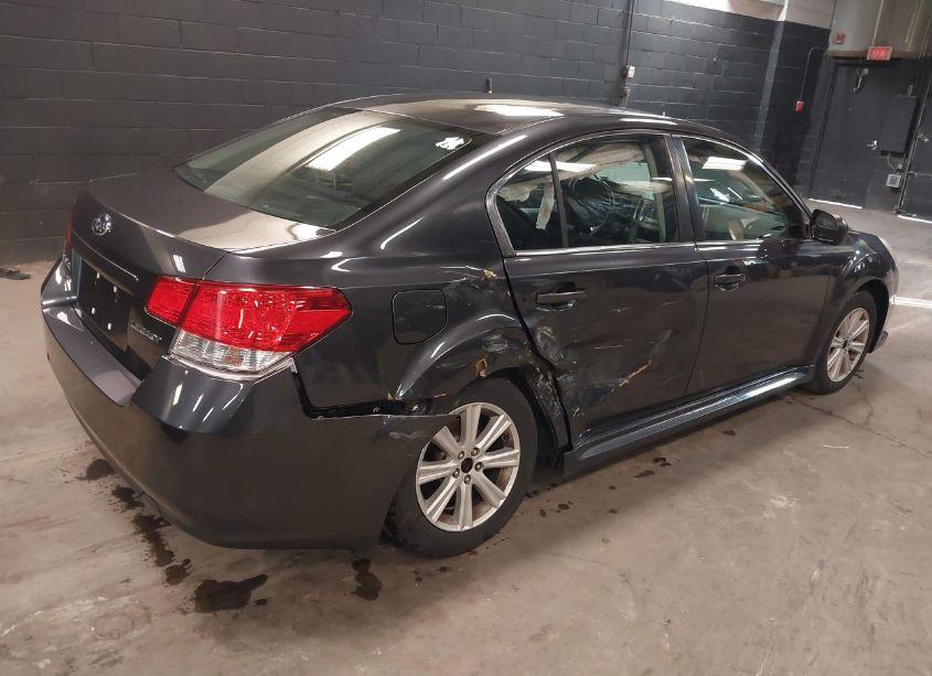 Photo 4 of 2013 Subaru Legacy 2.5I (VIN 4S3BMBA68D3020111)