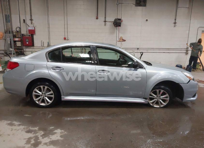 Photo 13 of 2014 Subaru Legacy 2.5I (VIN 4S3BMBA68E3015704)