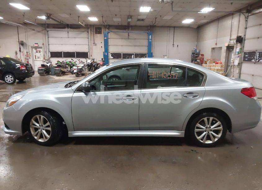 Photo 14 of 2014 Subaru Legacy 2.5I (VIN 4S3BMBA68E3015704)