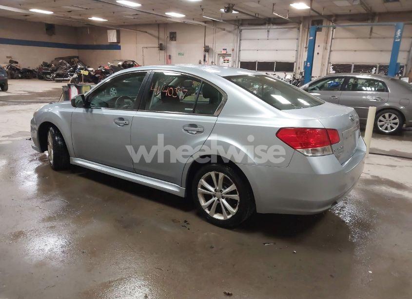 Photo 3 of 2014 Subaru Legacy 2.5I (VIN 4S3BMBA68E3015704)