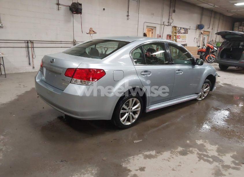 Photo 4 of 2014 Subaru Legacy 2.5I (VIN 4S3BMBA68E3015704)