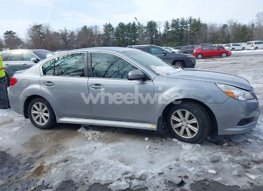 Photo 13 of 2011 Subaru Legacy 2.5I PREMIUM (VIN 4S3BMBB62B3247757)