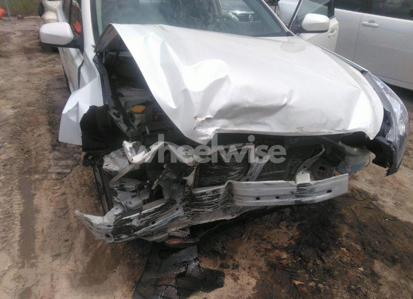 Photo 6 of 2014 Subaru Legacy 2.5I PREMIUM (VIN 4S3BMBC60E3014723)