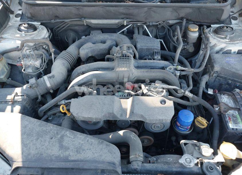 Photo 10 of 2014 Subaru Legacy 2.5I PREMIUM (VIN 4S3BMBC63E3030639)