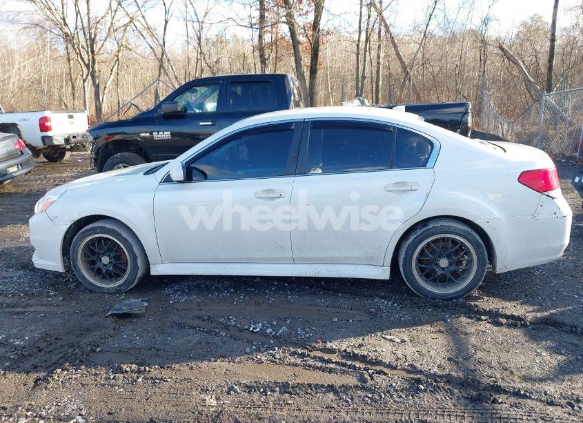 Photo 14 of 2014 Subaru Legacy 2.5I PREMIUM (VIN 4S3BMBC63E3030639)