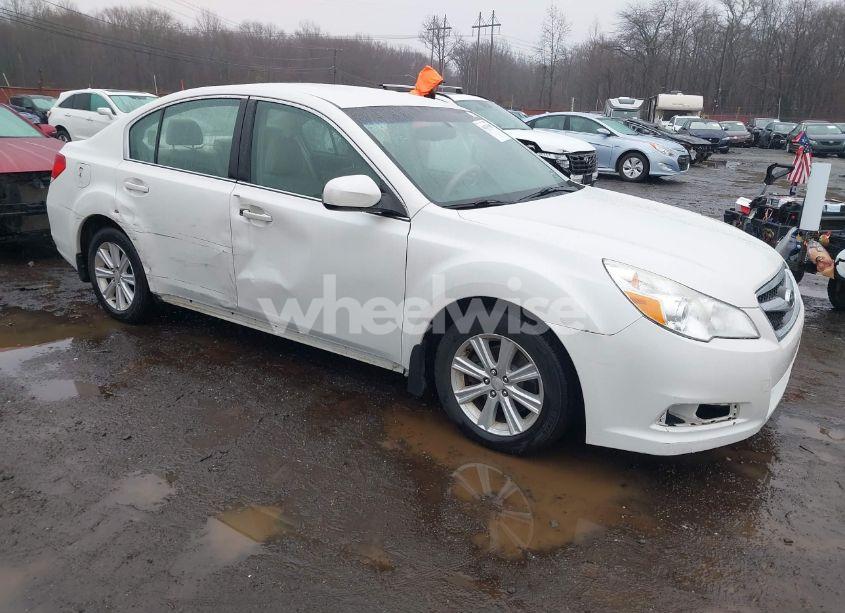 2010 Subaru Legacy 2.5I PREMIUM (VIN 4S3BMBC64A3230570) main photo