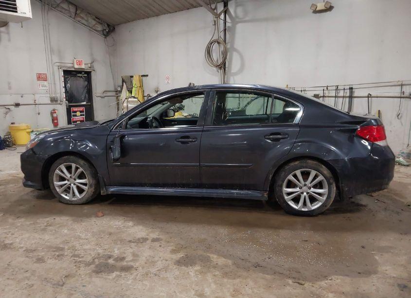 Photo 14 of 2013 Subaru Legacy 2.5I PREMIUM (VIN 4S3BMBC66D3015731)