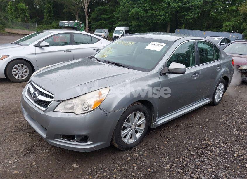 Photo 2 of 2010 Subaru Legacy 2.5I PREMIUM (VIN 4S3BMBC67A3214332)