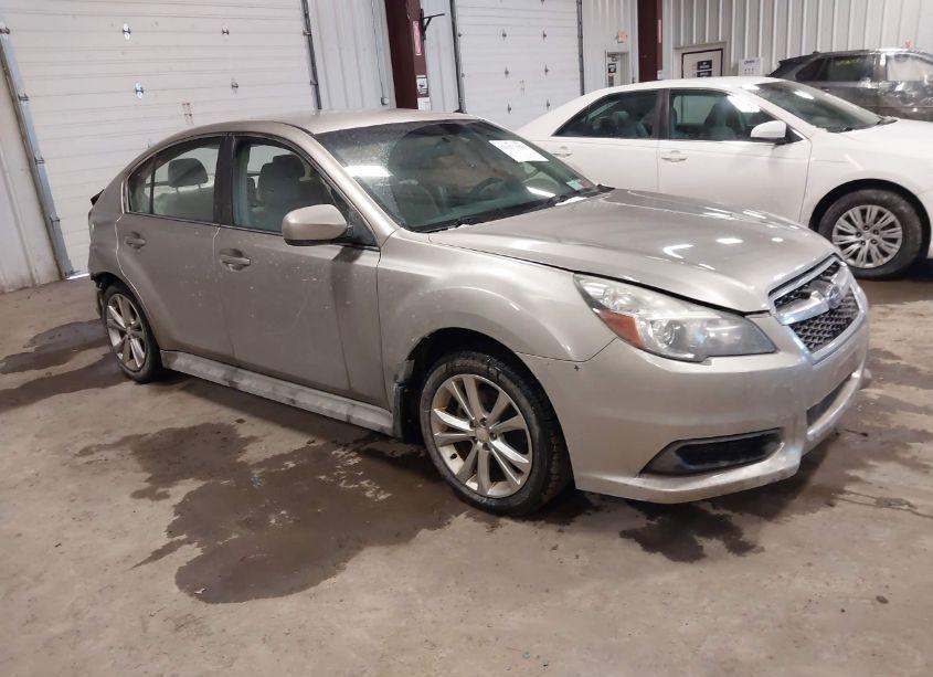 2014 Subaru Legacy 2.5I PREMIUM (VIN 4S3BMBC67E3022494) main photo