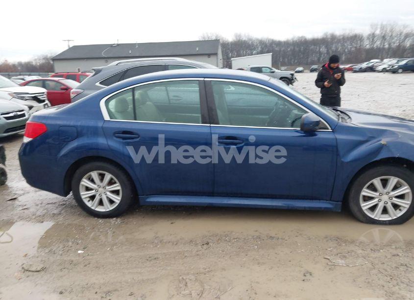 Photo 13 of 2010 Subaru Legacy 2.5I PREMIUM (VIN 4S3BMBC68A3211150)