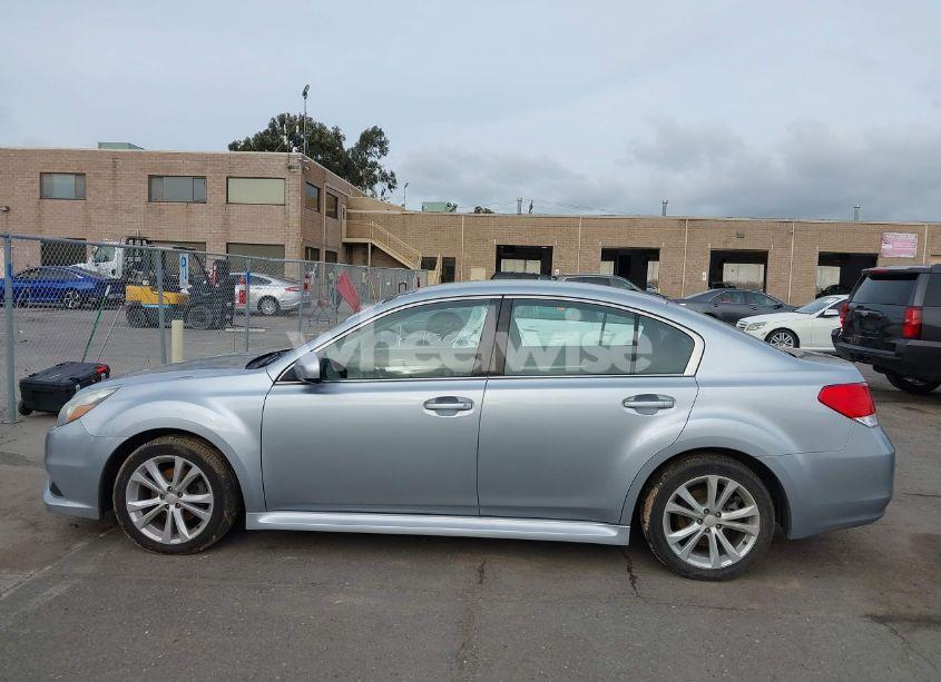 Photo 14 of 2013 Subaru Legacy 2.5I PREMIUM (VIN 4S3BMBC68D3010286)
