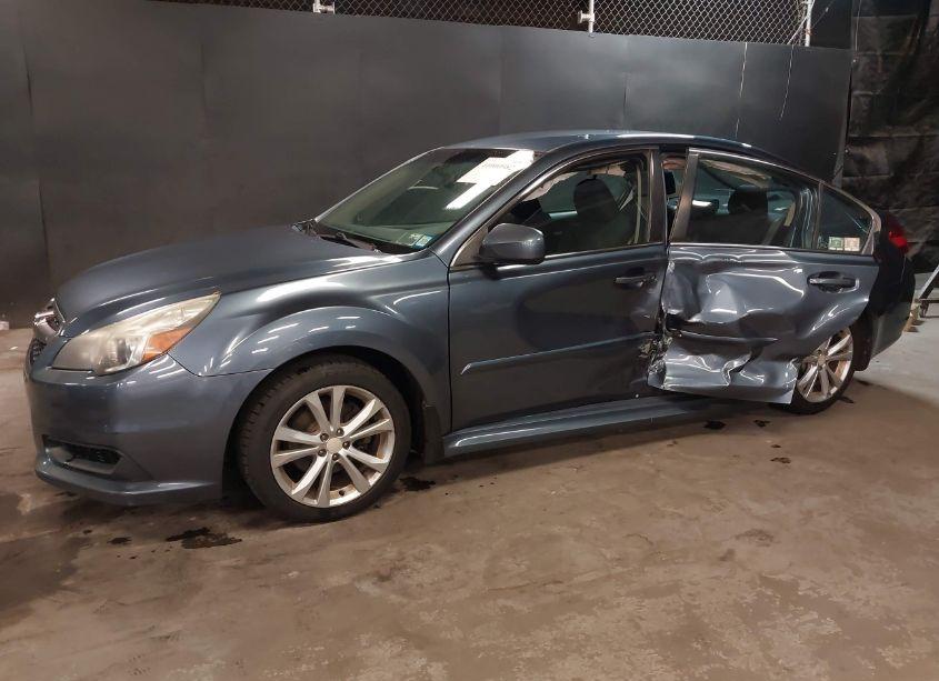 Photo 2 of 2014 Subaru Legacy 2.5I PREMIUM (VIN 4S3BMBC69E3031133)