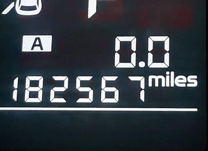 Photo 7 of 2014 Subaru Legacy 2.5I PREMIUM (VIN 4S3BMBC69E3031133)