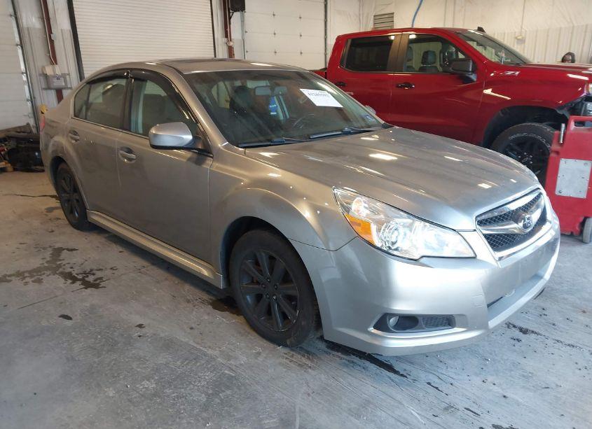 2010 Subaru Legacy 2.5I PREMIUM (VIN 4S3BMBE63A3210503) main photo