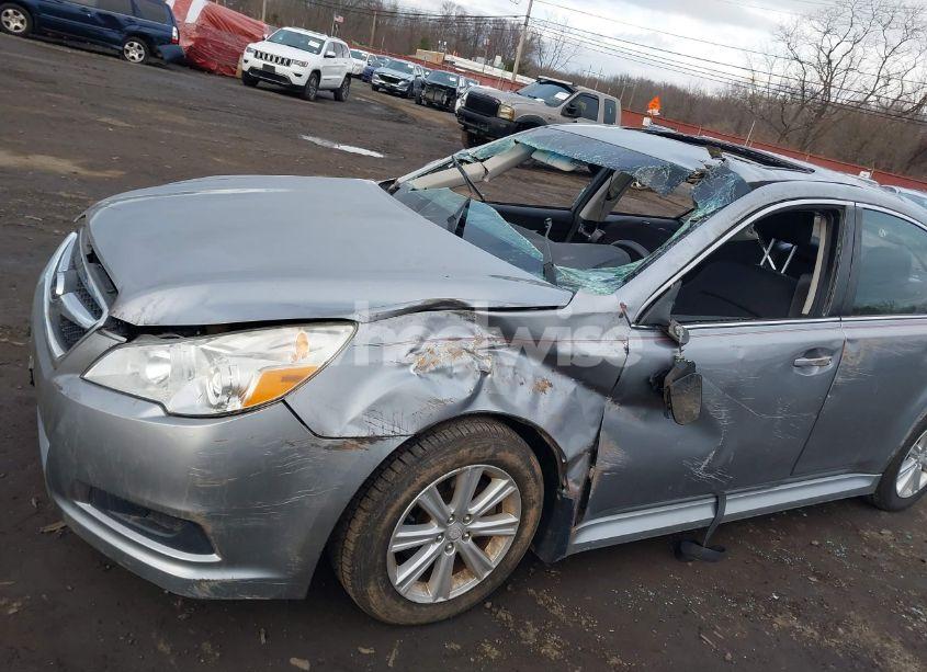 Photo 17 of 2011 Subaru Legacy 2.5I PREMIUM (VIN 4S3BMBG60B3243022)