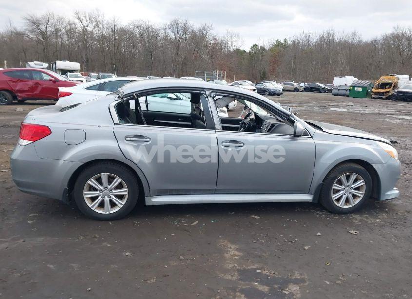 Photo 19 of 2011 Subaru Legacy 2.5I PREMIUM (VIN 4S3BMBG60B3243022)