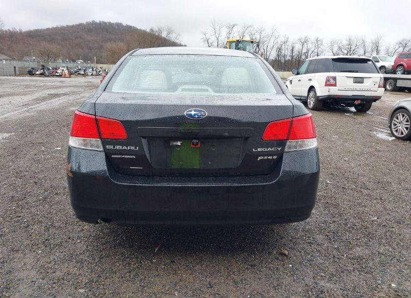 Photo 17 of 2010 Subaru Legacy 2.5I PREMIUM (VIN 4S3BMBG61A3245702)