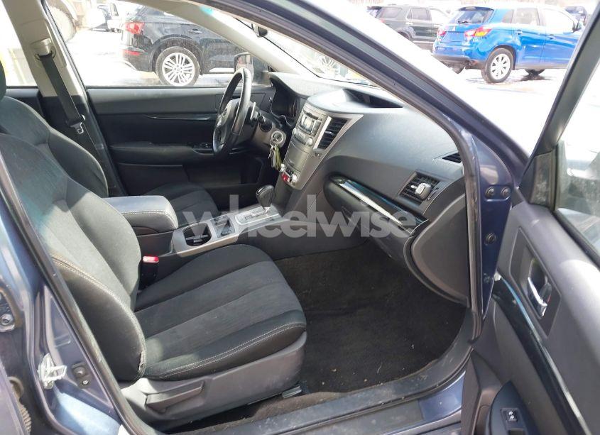 Photo 5 of 2013 Subaru Legacy 2.5 I SPORT (VIN 4S3BMBG67D3024660)