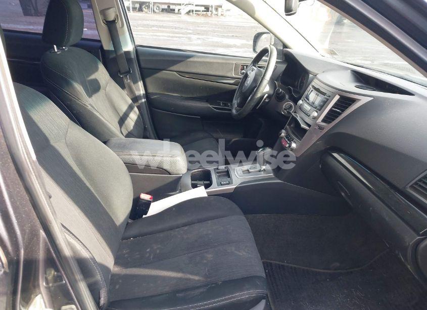 Photo 5 of 2013 Subaru Legacy 2.5 I SPORT (VIN 4S3BMBG68D3039281)