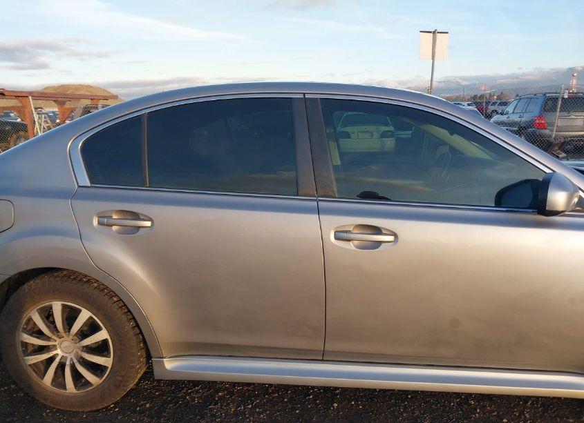 Photo 12 of 2010 Subaru Legacy 2.5I PREMIUM (VIN 4S3BMBG6XA3216795)