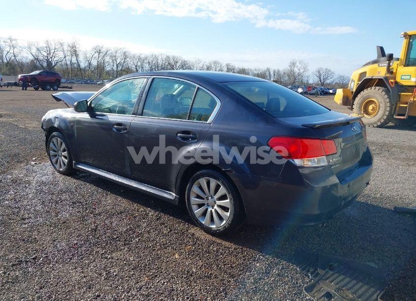 Photo 3 of 2010 Subaru Legacy 2.5I LIMITED (VIN 4S3BMBJ60A3215809)