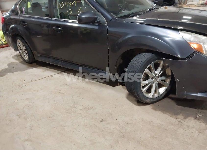 Photo 6 of 2013 Subaru Legacy 2.5I LIMITED (VIN 4S3BMBJ62D3039723)