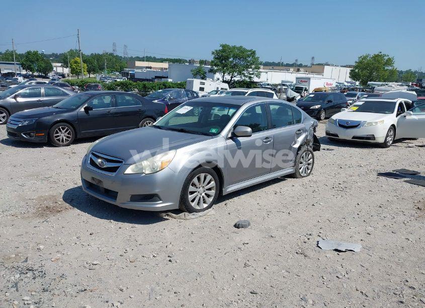 Photo 2 of 2010 Subaru Legacy 2.5I LIMITED (VIN 4S3BMBK67A3227406)