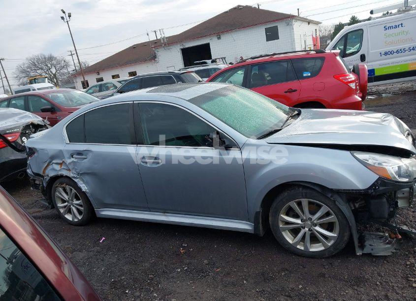 Photo 13 of 2014 Subaru Legacy 2.5I LIMITED (VIN 4S3BMBL67E3003198)