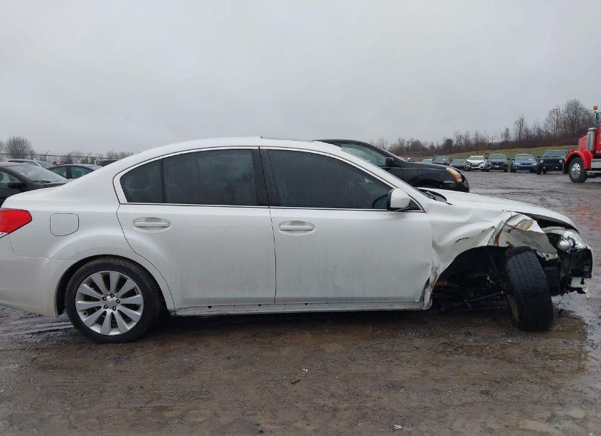 Photo 13 of 2010 Subaru Legacy 2.5I LIMITED (VIN 4S3BMBL6XA3236745)