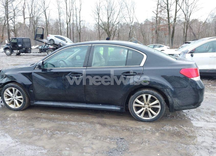 Photo 14 of 2014 Subaru Legacy 2.5I LIMITED (VIN 4S3BMBL6XE3005267)
