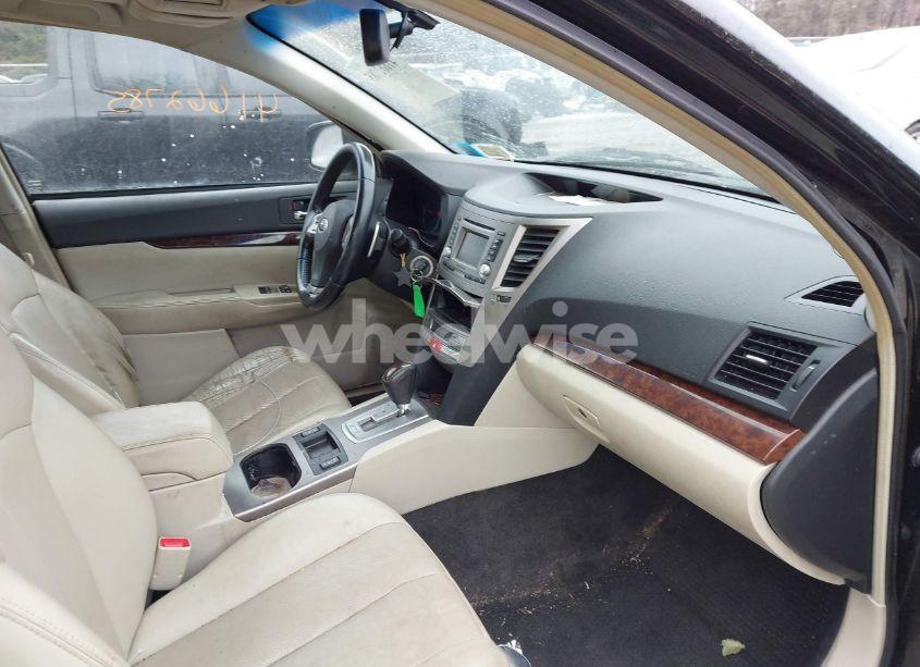 Photo 5 of 2014 Subaru Legacy 2.5I LIMITED (VIN 4S3BMBL6XE3005267)