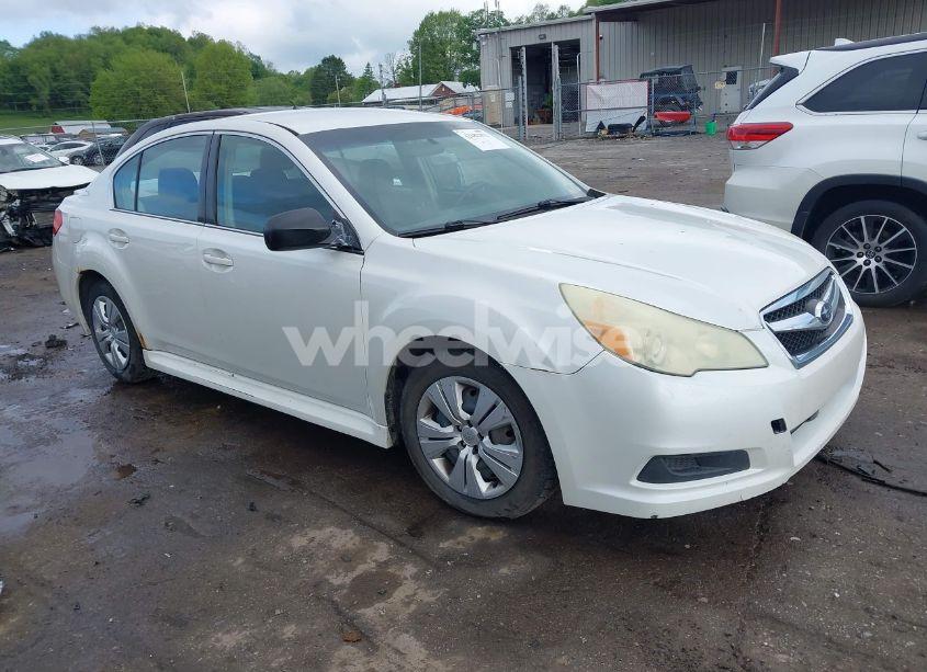 2010 Subaru Legacy 2.5I (VIN 4S3BMCA61A3232947) main photo