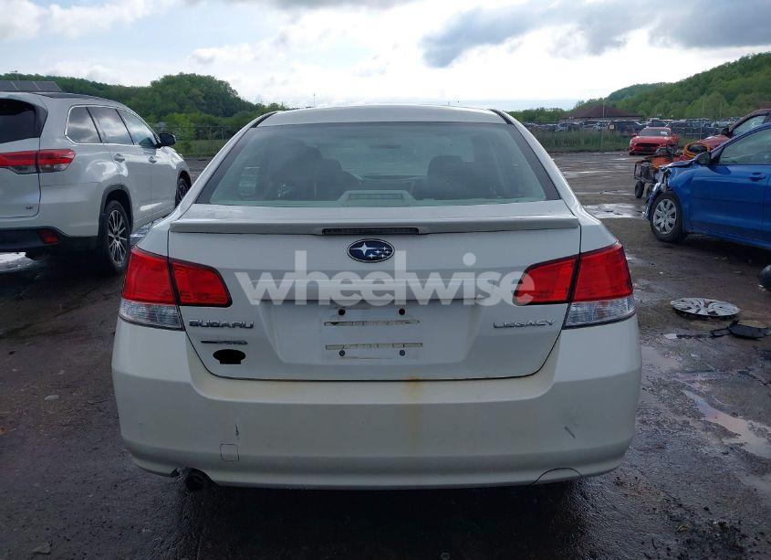 Photo 17 of 2010 Subaru Legacy 2.5I (VIN 4S3BMCA61A3232947)
