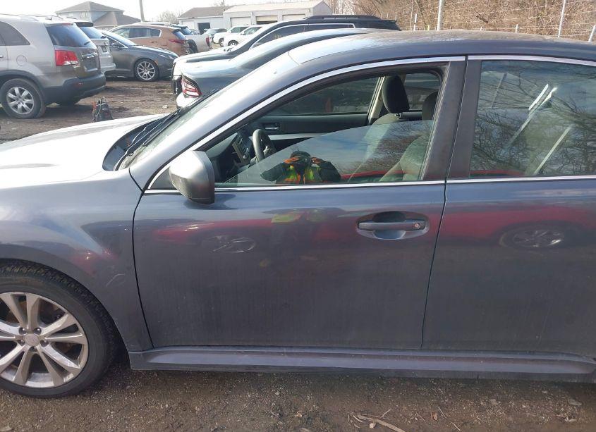 Photo 14 of 2014 Subaru Legacy 2.5I (VIN 4S3BMCA67E3016218)