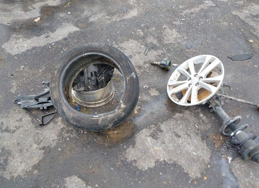 Photo 12 of 2013 Subaru Legacy 2.5I PREMIUM (VIN 4S3BMCC60D3028657)