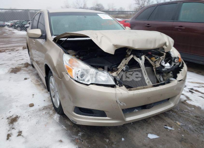2010 Subaru Legacy 2.5I PREMIUM (VIN 4S3BMCC64A3224533) main photo