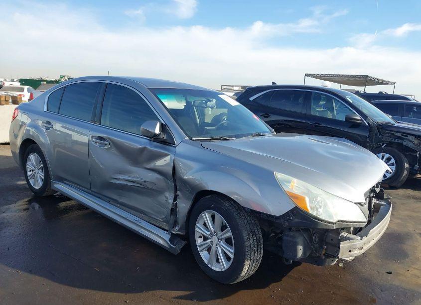 2011 Subaru Legacy 2.5I PREMIUM (VIN 4S3BMCC67B3220512) main photo