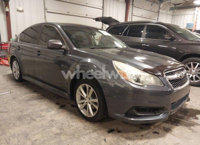 2014 Subaru Legacy 2.5I PREMIUM (VIN 4S3BMCD68E3027174) main photo