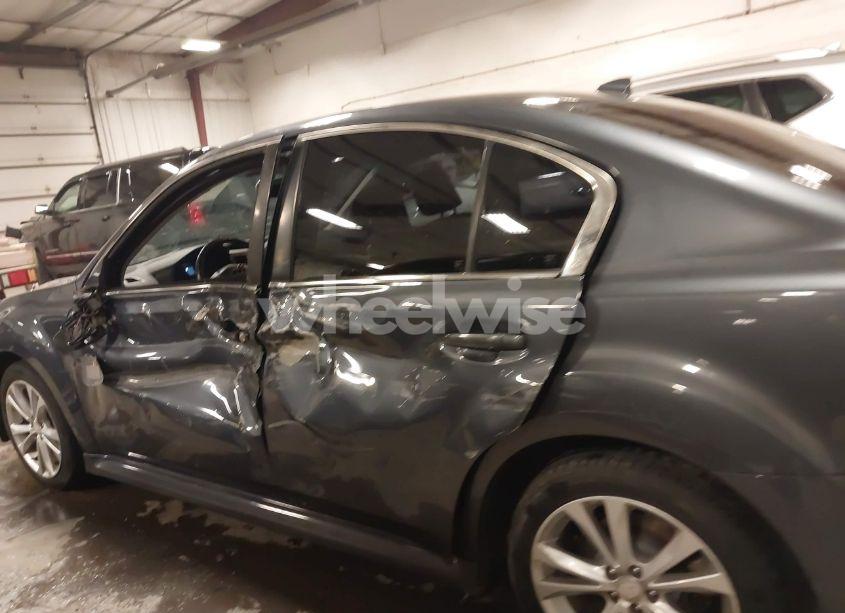 Photo 15 of 2014 Subaru Legacy 2.5I PREMIUM (VIN 4S3BMCD68E3027174)