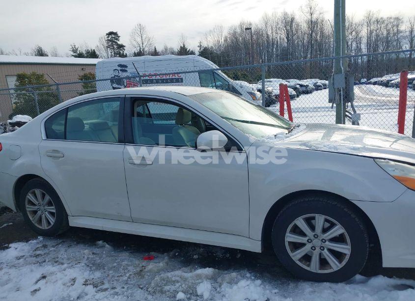 Photo 13 of 2010 Subaru Legacy 2.5I PREMIUM (VIN 4S3BMCF6XA3211880)
