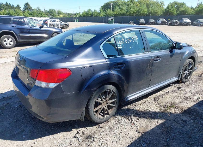 Photo 4 of 2013 Subaru Legacy 2.5I PREMIUM (VIN 4S3BMCG6XD3017594)