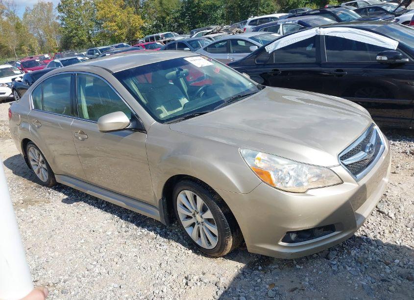 2010 Subaru Legacy 2.5I LIMITED (VIN 4S3BMCJ69A3246823) main photo