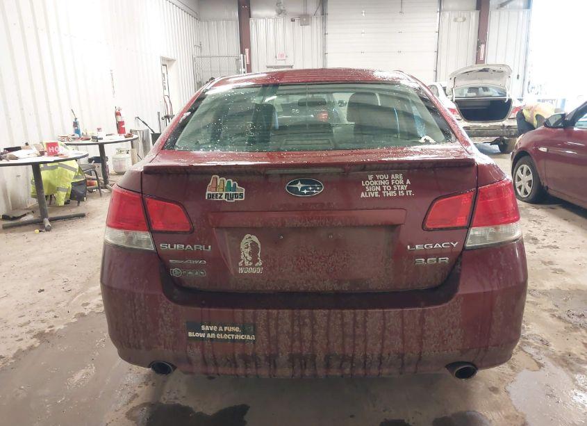 Photo 17 of 2010 Subaru Legacy 3.6R LIMITED (VIN 4S3BMDJ65A2221705)