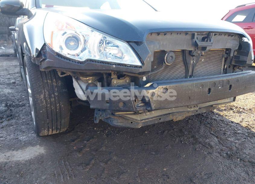 Photo 6 of 2011 Subaru Legacy 3.6R LIMITED (VIN 4S3BMDJ66B2226445)