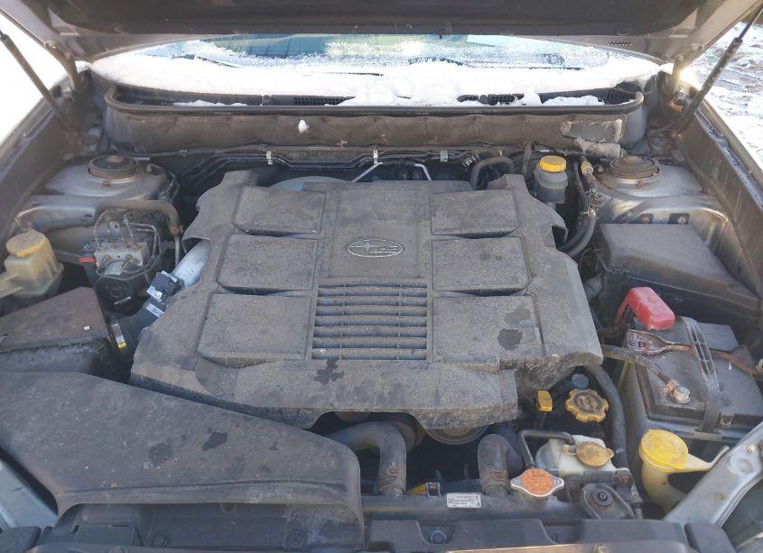 Photo 10 of 2010 Subaru Legacy 3.6R LIMITED (VIN 4S3BMDK60A2236787)