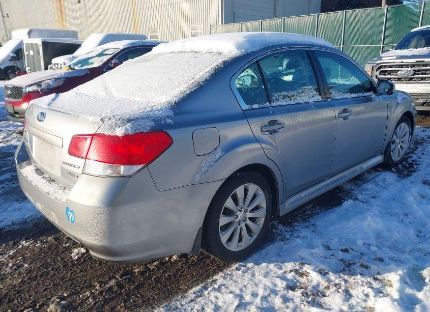 Photo 4 of 2010 Subaru Legacy 3.6R LIMITED (VIN 4S3BMDK60A2236787)