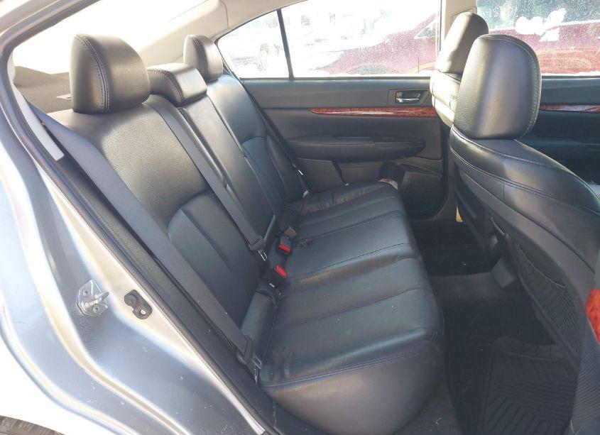 Photo 8 of 2010 Subaru Legacy 3.6R LIMITED (VIN 4S3BMDK60A2236787)