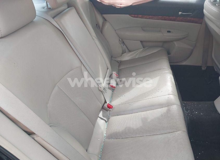 Photo 8 of 2012 Subaru Legacy 3.6R LIMITED (VIN 4S3BMDK60C2028170)