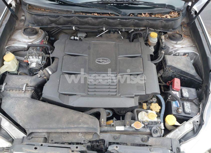 Photo 10 of 2010 Subaru Legacy 3.6R LIMITED (VIN 4S3BMDK63A2214797)